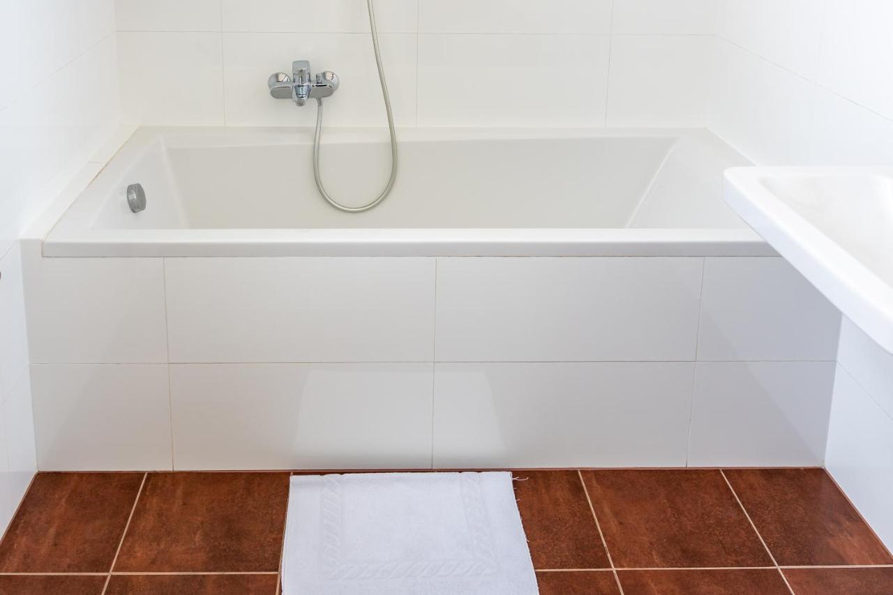 Penzion Apartmany Hradebni Uherské Hradiště エクステリア 写真
